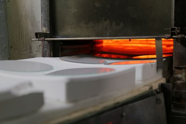 Long life infrared heating tube