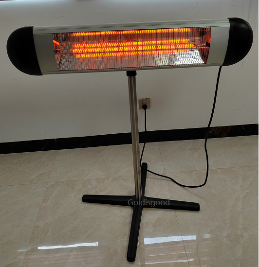 Wall heater with thermostat